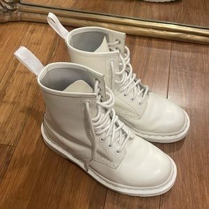 Dr martens 1460 MONO LEATHER LACE UP BOOTS